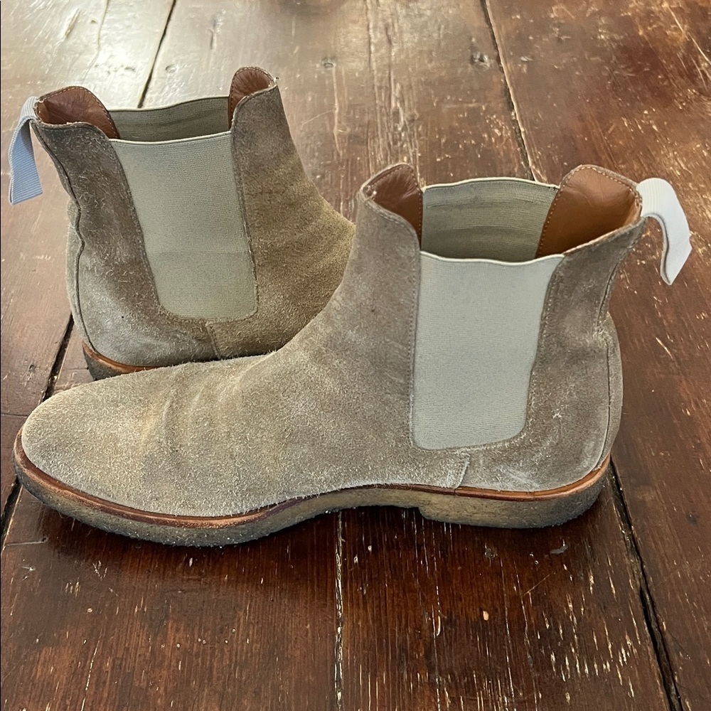 Common Projects Suede Chelsea Boots - Picture 10 of 16